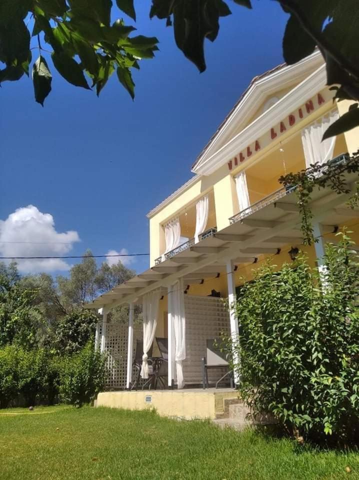 Villa Ladina 利吉亚 外观 照片