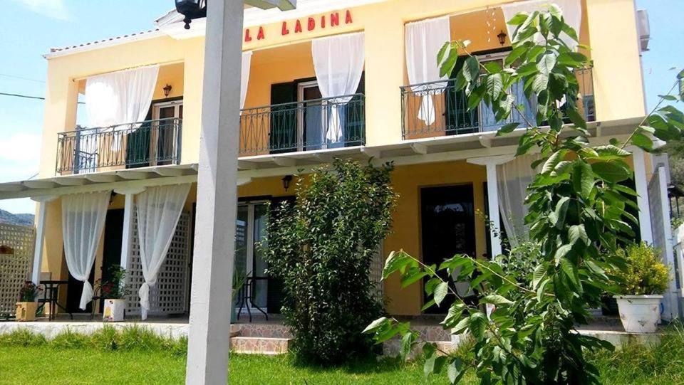 Villa Ladina 利吉亚 外观 照片